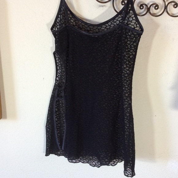 Fredericks of Hollywood Side Slit Black Negligee - Picture 4 of 5